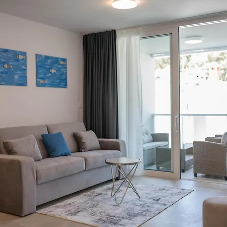 Apartment A&v