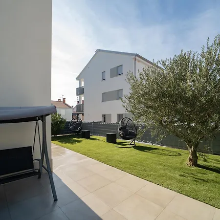Apartment A&v