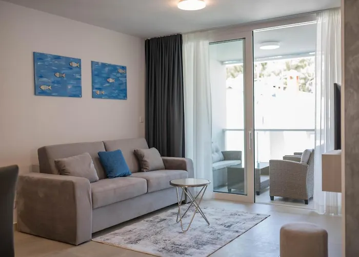 Apartment A&v