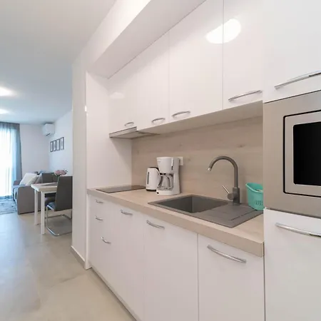 A&v Daire Novigrad Istria