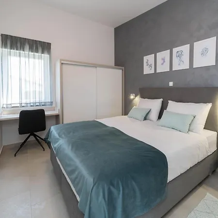 A&v * Novigrad Istria