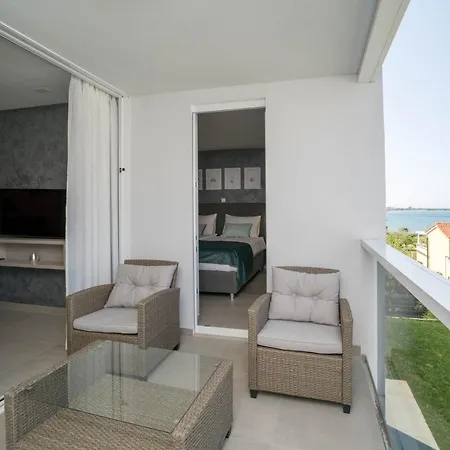 A&v Novigrad Istria