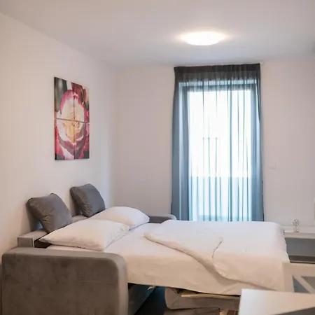 A&v * Novigrad Istria