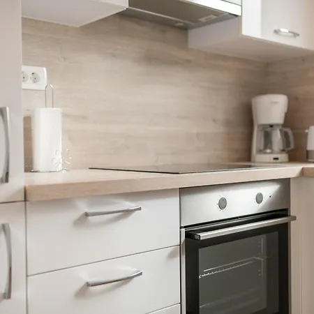 A&v * Novigrad Istria