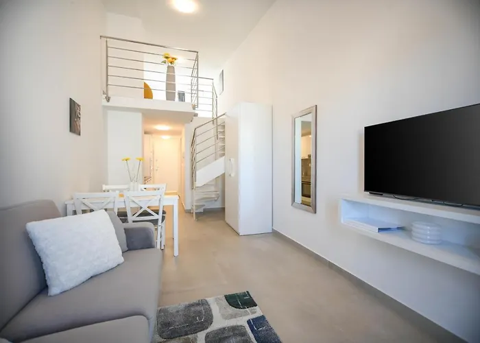 A&v Novigrad Istria